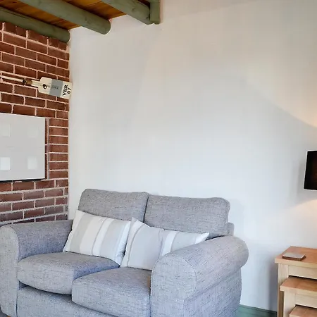 Holiday home Lucys - Uk1260